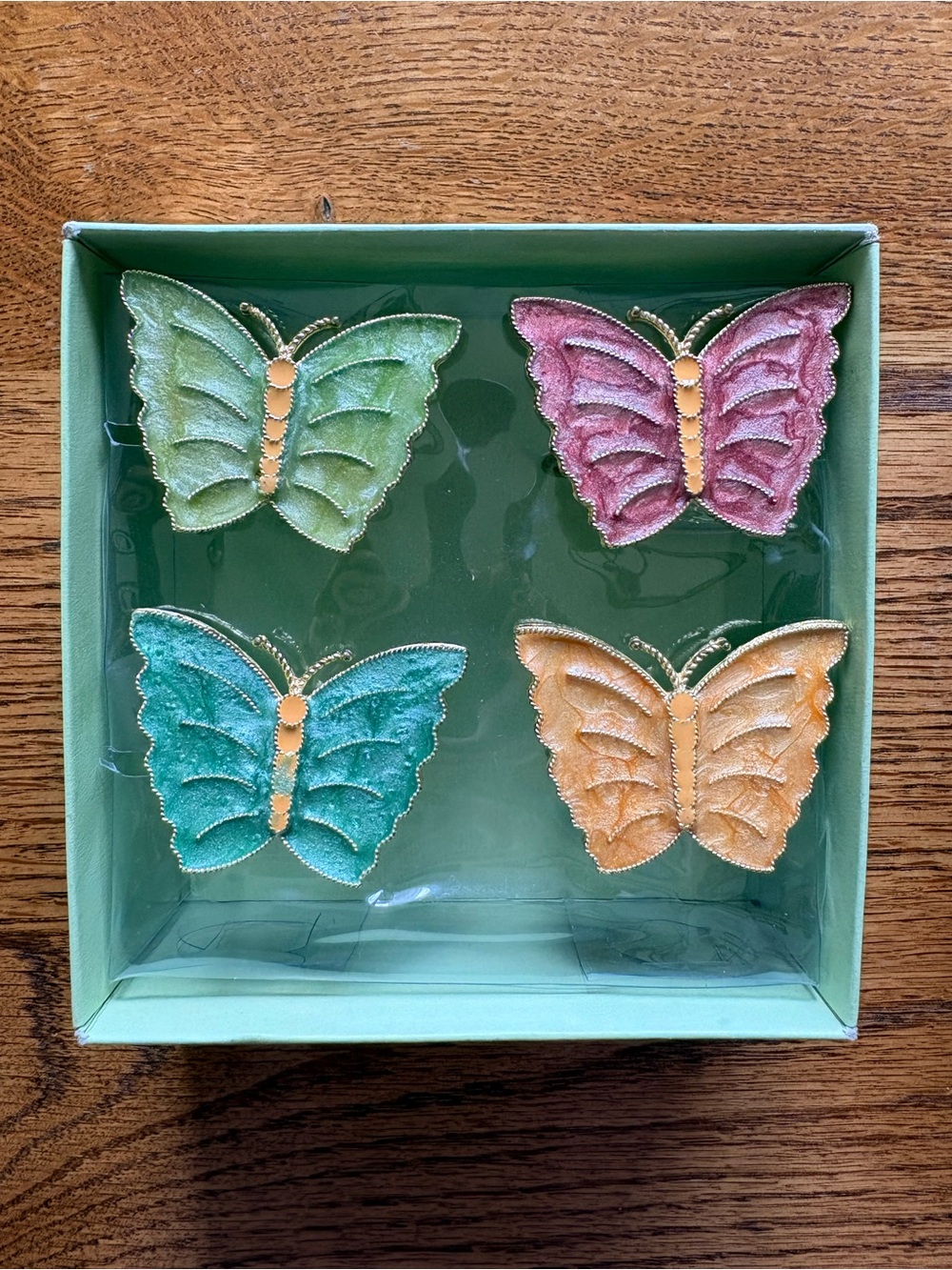 2 sets of Lenox Butterfly Meadow set of 4 Napkin Rings - pastel colors and gold - Picture 7 of 13